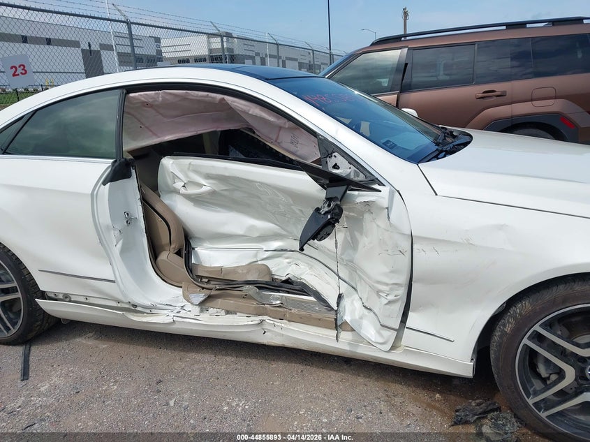 2013 Mercedes-Benz E 350 VIN: WDDKJ5KB3DF199796 Lot: 44855893