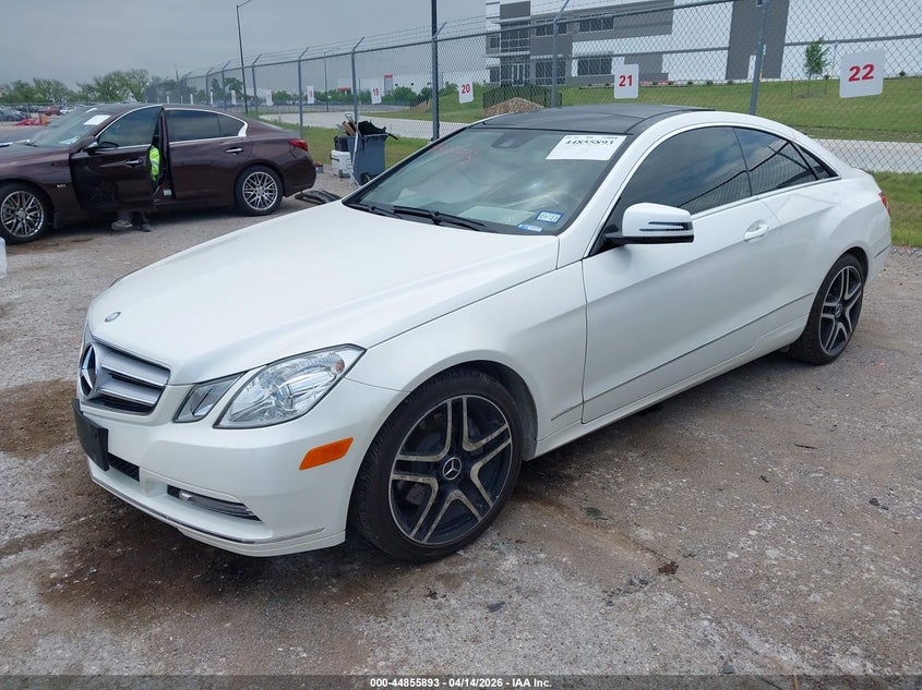 WDDKJ5KB3DF199796 2013 Mercedes-Benz E 350 photo 1