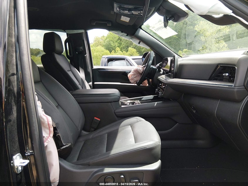 2026 Chevrolet Suburban Lt, Rwd