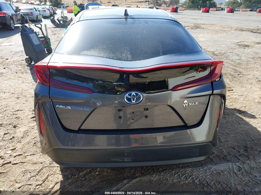 VIN JTDKAMFPXN3207695 2022 TOYOTA PRIUS PRIME XLE