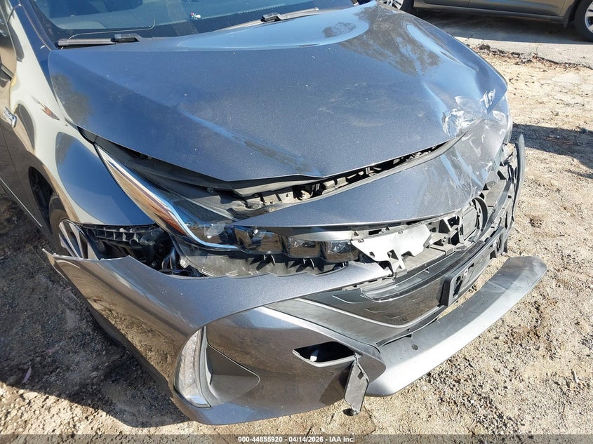 VIN JTDKAMFPXN3207695 2022 TOYOTA PRIUS PRIME XLE