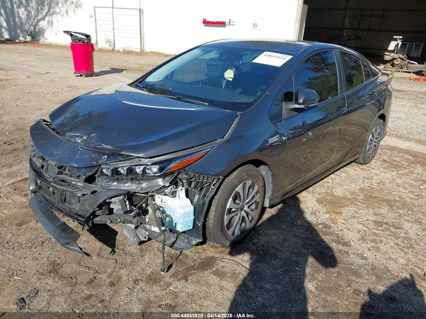 VIN JTDKAMFPXN3207695 2022 TOYOTA PRIUS PRIME XLE