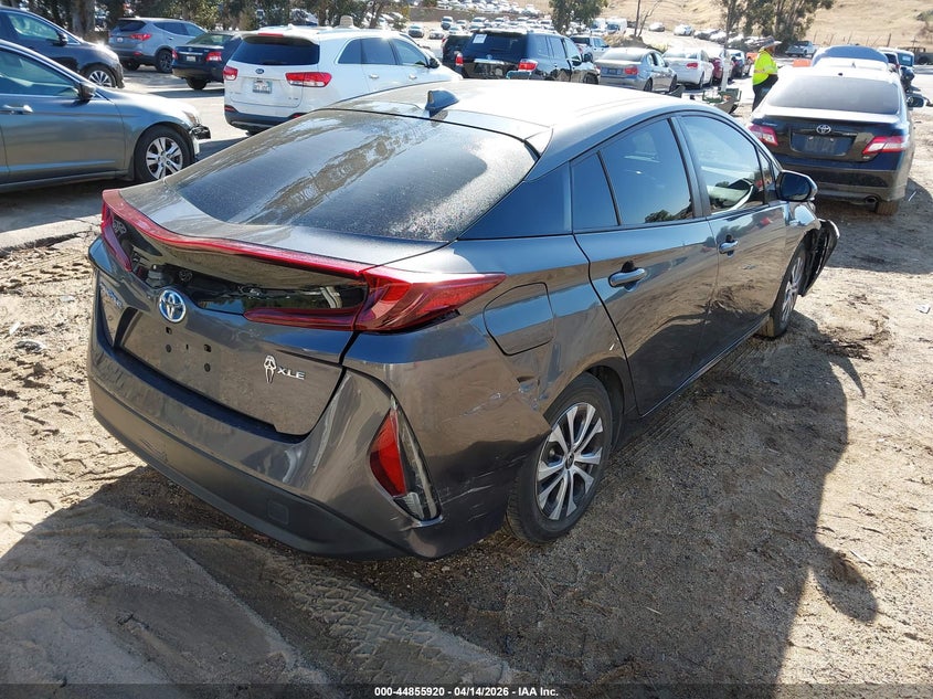 VIN JTDKAMFPXN3207695 2022 TOYOTA PRIUS PRIME XLE
