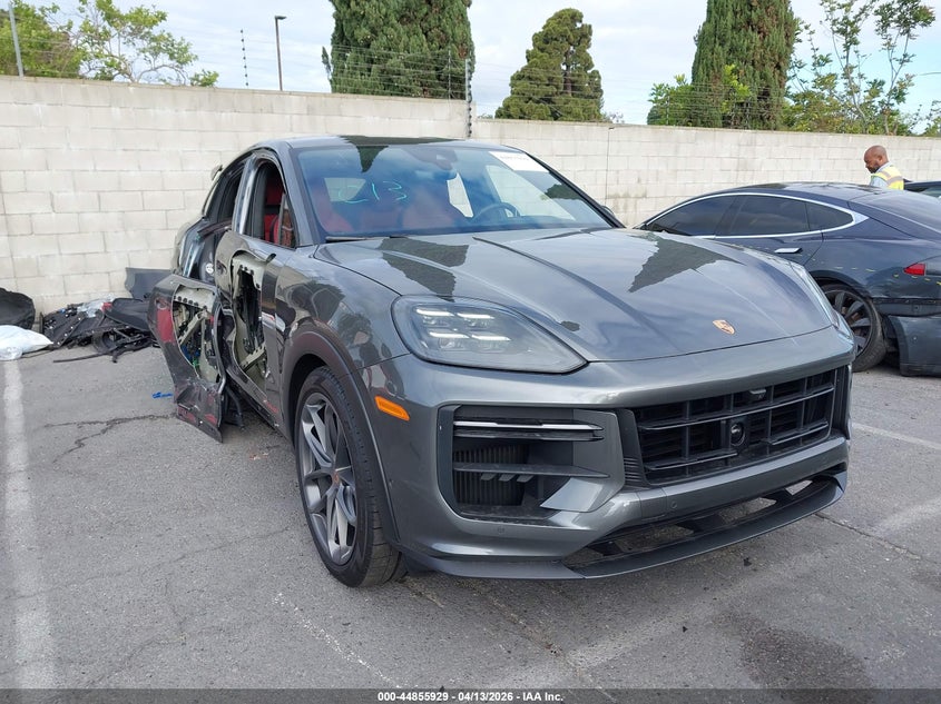2025 Porsche Cayenne Coupe Turbo Gt