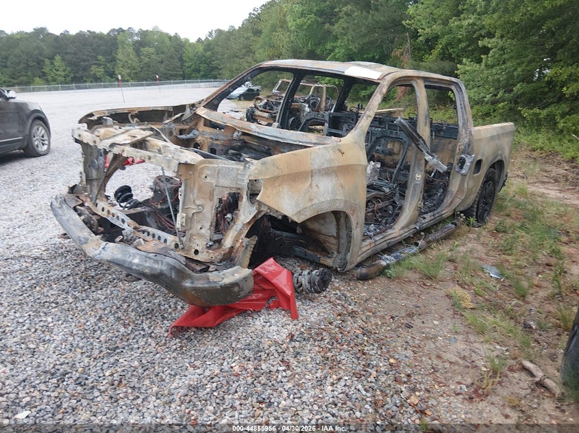 2025 CHEVROLET SILVERADO 1500 auction photo 2