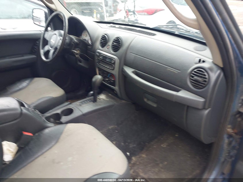 2004 Jeep Liberty Sport