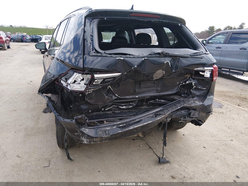 2019 Volkswagen Tiguan 2.0T Se/2.0T Sel/2.0T Sel R-Line/2.0T Sel R-Line Black VIN: 3VV3B7AX3KM094596 Lot: 44856287