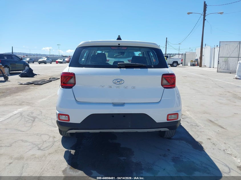 2021 Hyundai Venue Se VIN: KMHRB8A31MU072652 Lot: 44856481