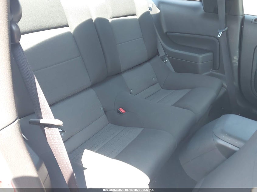 2006 Ford Mustang V6 VIN: 1ZVFT80N165260492 Lot: 44856502