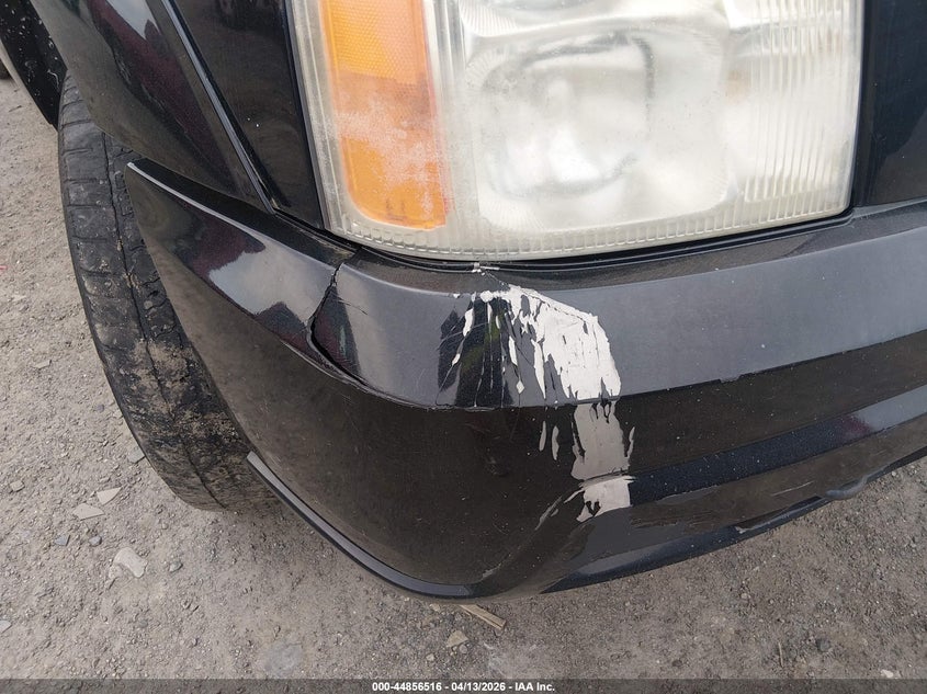 2004 Cadillac Escalade Standard VIN: 1GYEK63N14R180451 Lot: 44856516