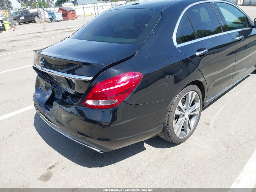 2015 Mercedes-Benz C 300 VIN: 55SWF4JB4FU071470 Lot: 44856523