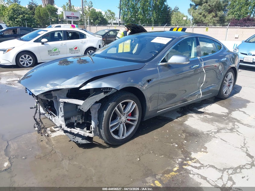2014 Tesla Model S P85