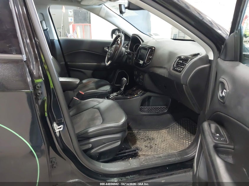 2019 Jeep Compass 2.4 Altitude 4X4 black Lot 111044856582 Vin 3C4NJDBB1KT744124