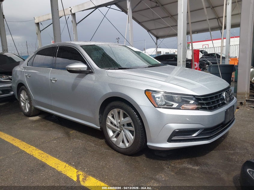 2018 Volkswagen Passat 2.0T Se