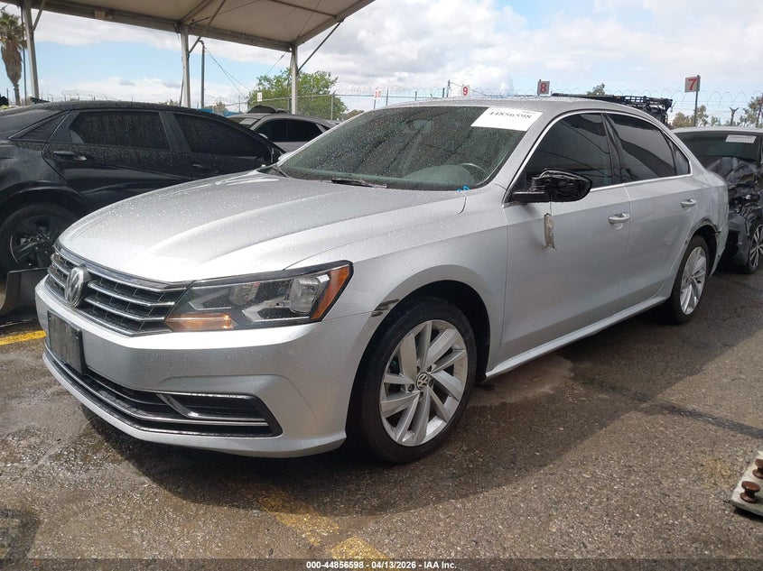 2018 Volkswagen Passat 2.0T Se