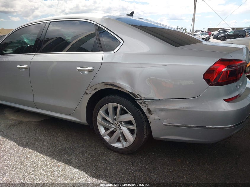 2018 Volkswagen Passat 2.0T Se VIN: 1VWBA7A36JC013047 Lot: 44856598