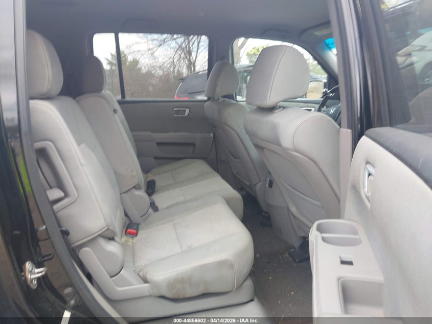 2014 Honda Pilot Lx VIN: 5FNYF4H20EB015511 Lot: 44856602