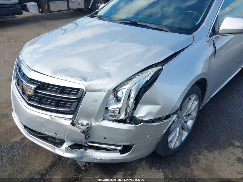 2G61M5S35H9200230 2017 Cadillac Xts 3.6 Xts Luxury silver