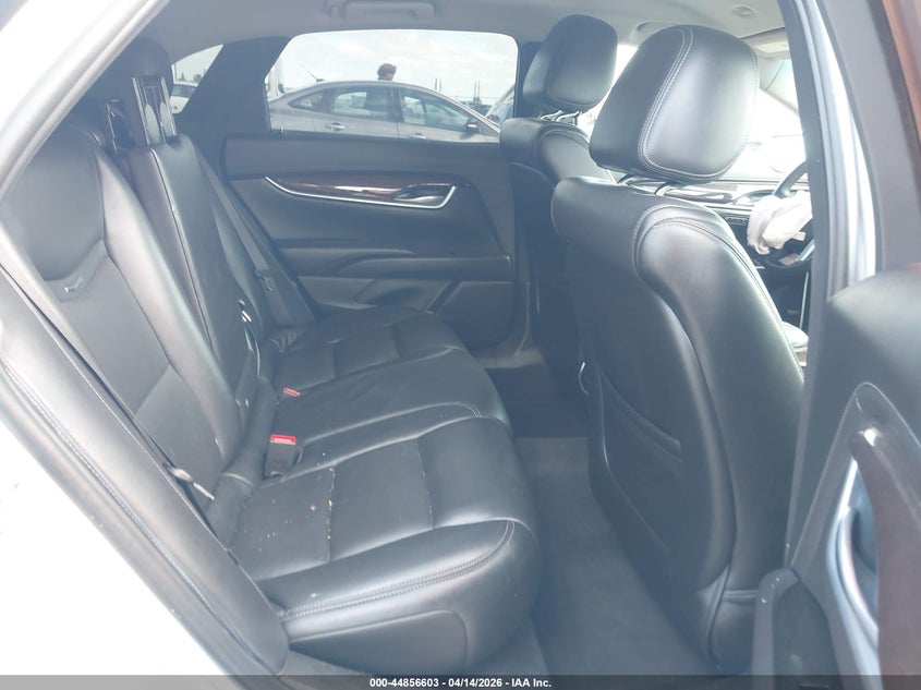 2G61M5S35H9200230 2017 Cadillac Xts 3.6 Xts Luxury silver