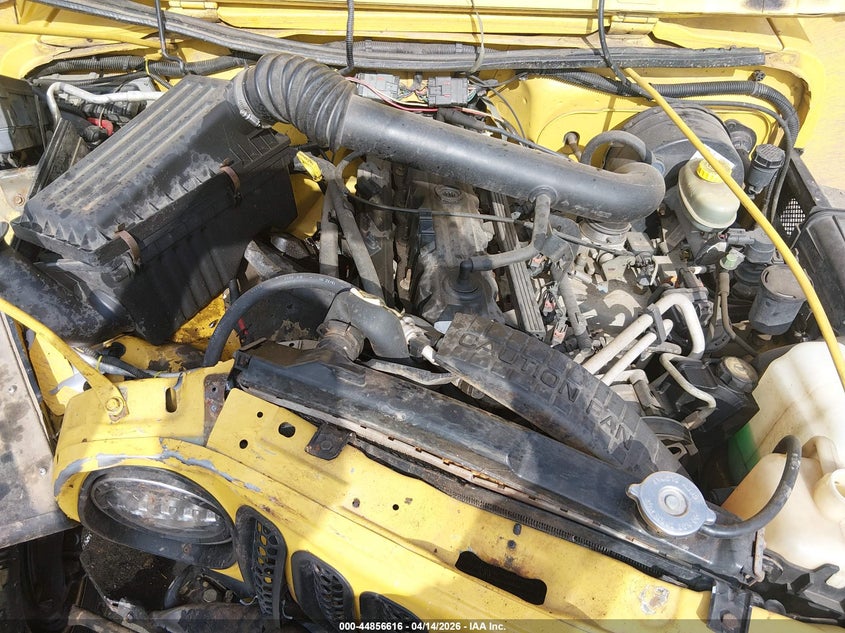 2000 Jeep Wrangler Sport VIN: 1J4FA49S2YP749270 Lot: 44856616