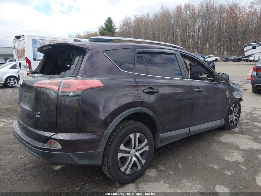 2017 TOYOTA RAV4 auction photo 4