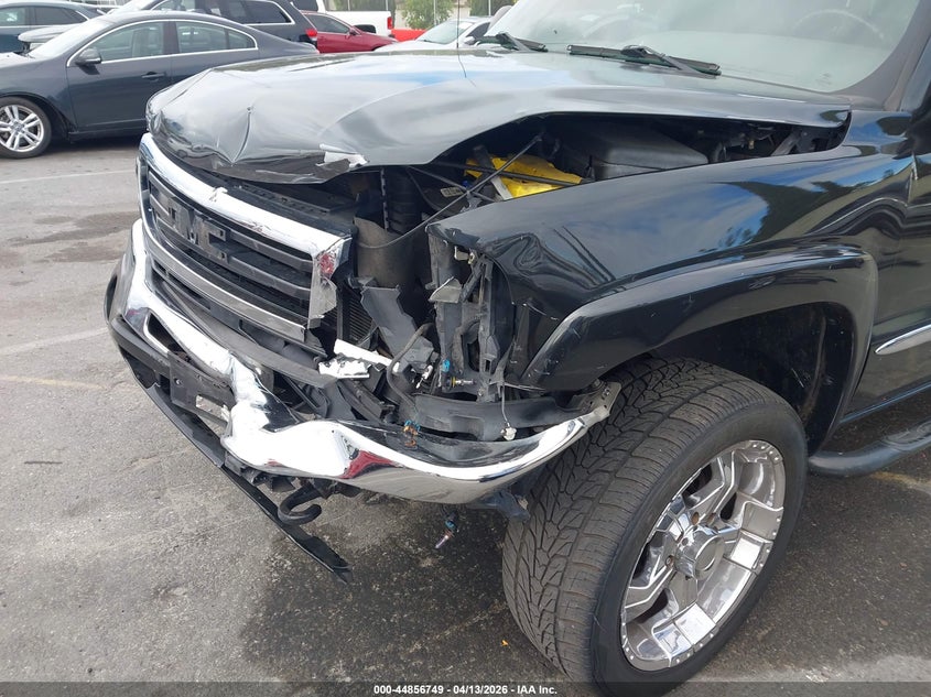 2004 GMC Sierra 2500Hd Sle/Slt/Work Truck VIN: 1GTHC23U84F185180 Lot: 44856749