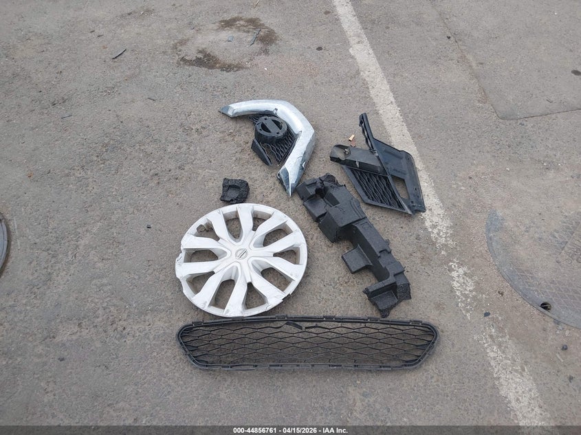 2016 Nissan Rogue S VIN: JN8AT2MV7GW135923 Lot: 44856761