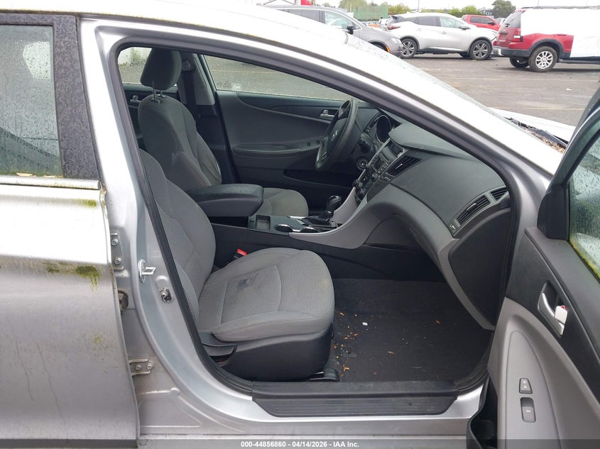 2014 Hyundai Sonata 2.4 Gls silver Lot 111044856860 Vin 5NPEB4AC5EH826174