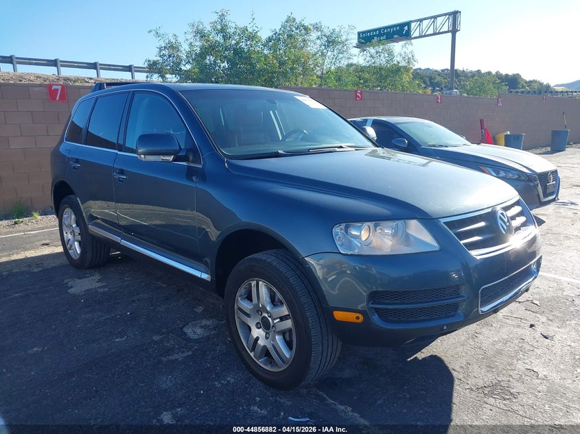 2004 Volkswagen Touareg V8