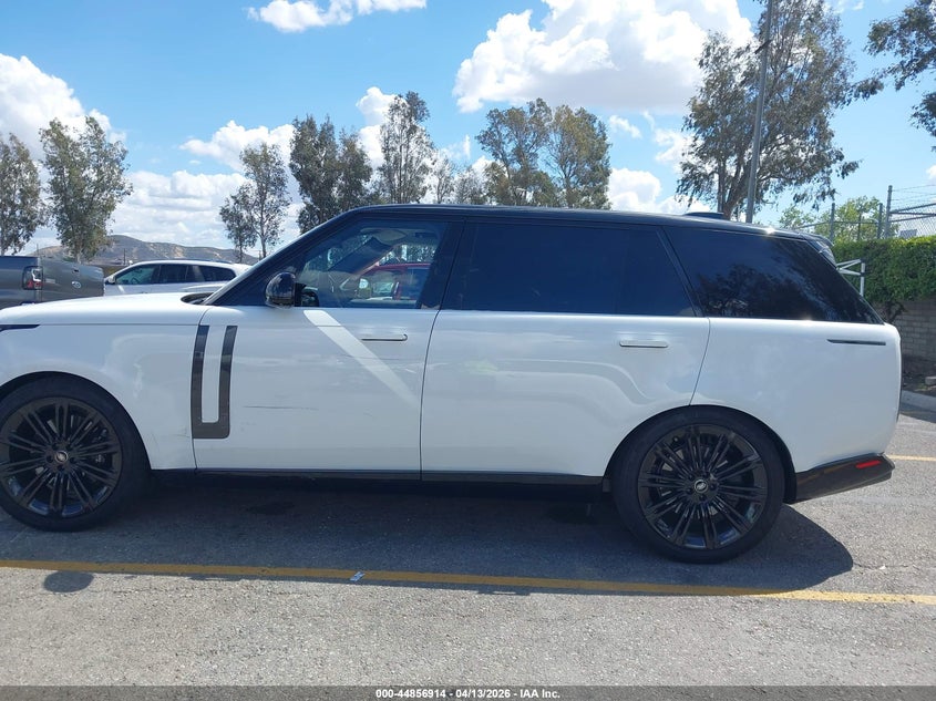 2025 Land Rover Range Rover P530 Se 7 Seat VIN: SALKPBE9XSA296769 Lot: 44856914
