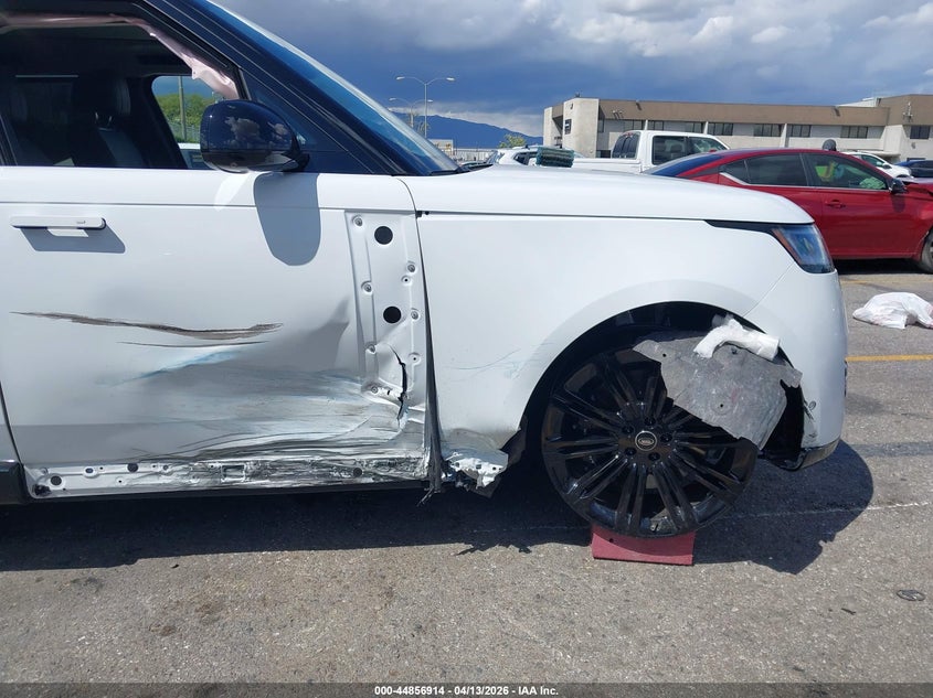 2025 Land Rover Range Rover P530 Se 7 Seat VIN: SALKPBE9XSA296769 Lot: 44856914