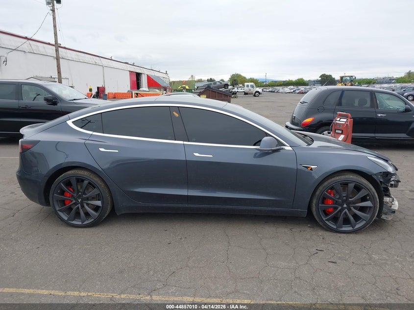 5YJ3E1EC6LF623667 2020 Tesla Model 3 Grey