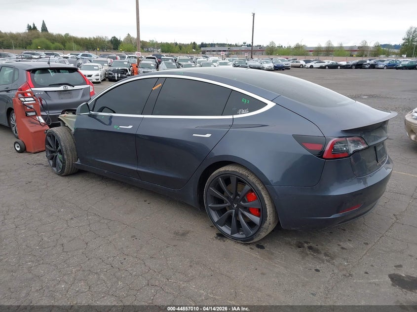 5YJ3E1EC6LF623667 2020 Tesla Model 3 Grey