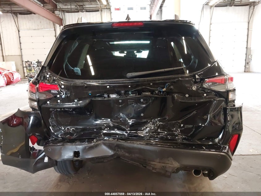 2025 Subaru Forester Limited VIN: JF2SLDRC2SH547555 Lot: 44857059