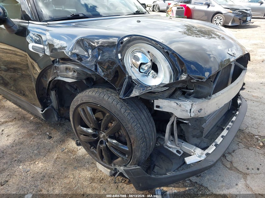 2014 Mini Hardtop Cooper VIN: WMWXM5C5XET972621 Lot: 44857086