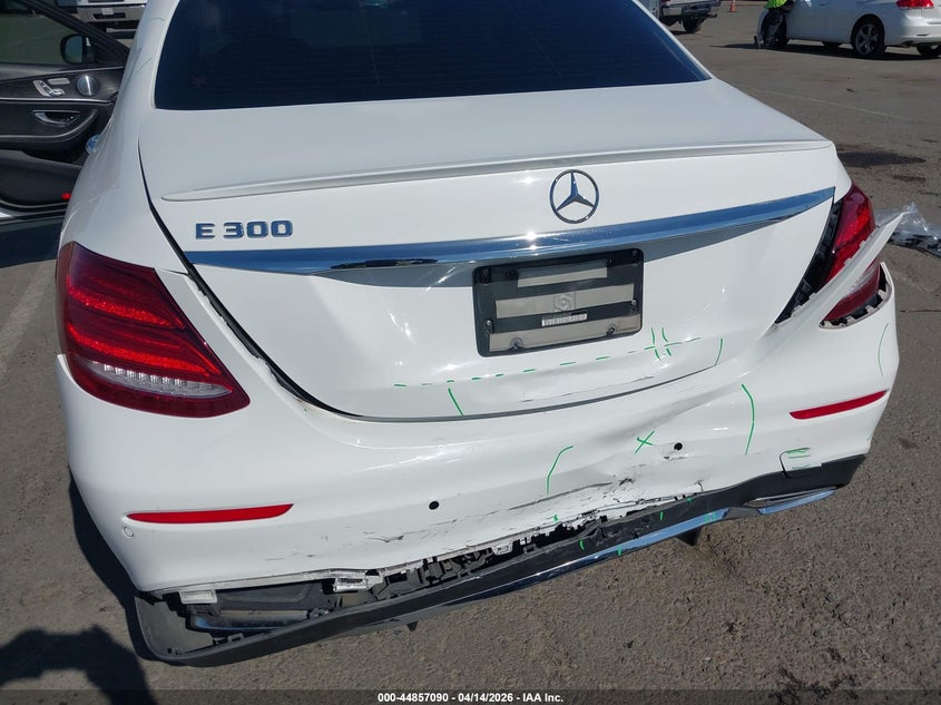 2017 Mercedes-Benz E 300 VIN: WDDZF4JB2HA099557 Lot: 44857090