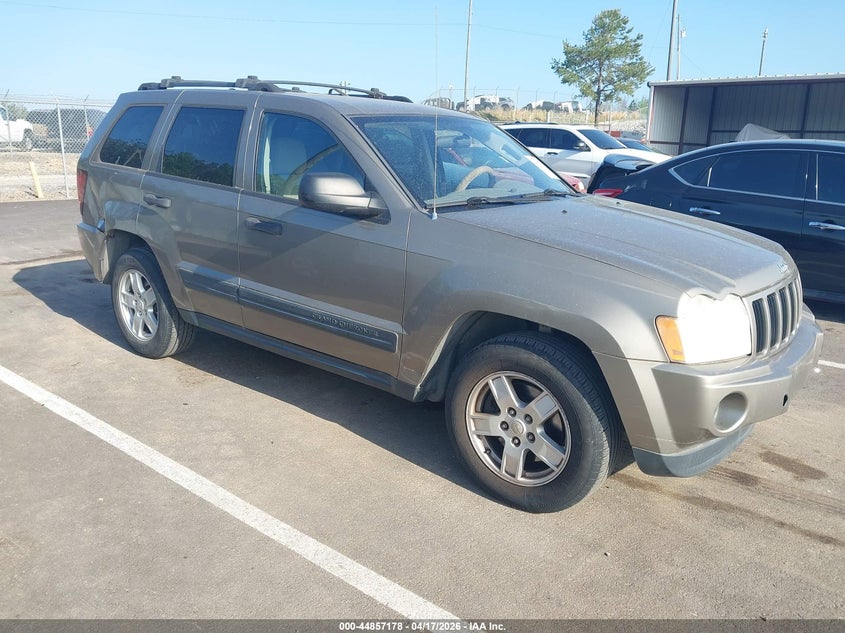 2006 Jeep Grand Cherokee Laredo