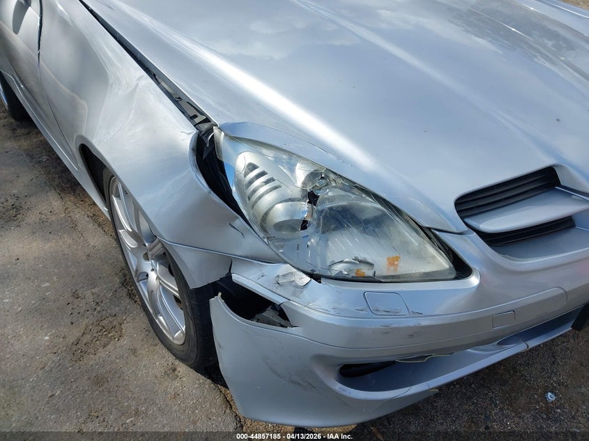 2005 Mercedes-Benz Slk 350 VIN: WDBWK56F65F040700 Lot: 44857185