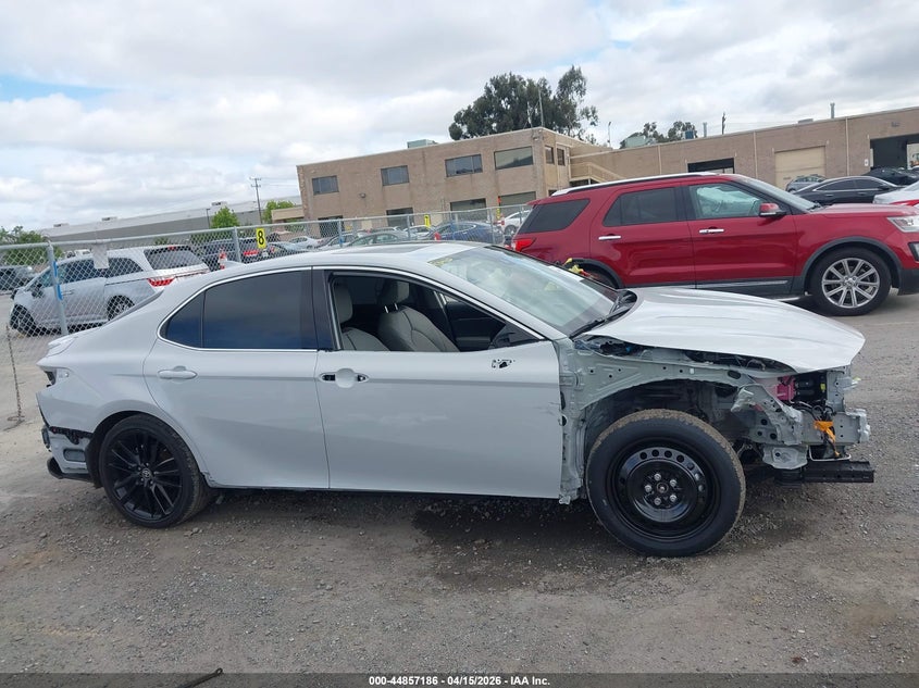 2024 Toyota Camry Hybrid Xse VIN: 4T1K31AKXRU078633 Lot: 44857186