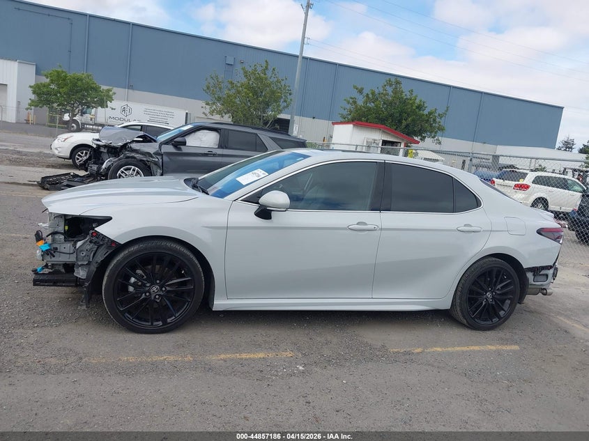 2024 Toyota Camry Hybrid Xse VIN: 4T1K31AKXRU078633 Lot: 44857186