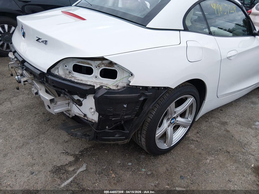 2011 BMW Z4 Sdrive30I VIN: WBALM5C52BE377678 Lot: 44857209