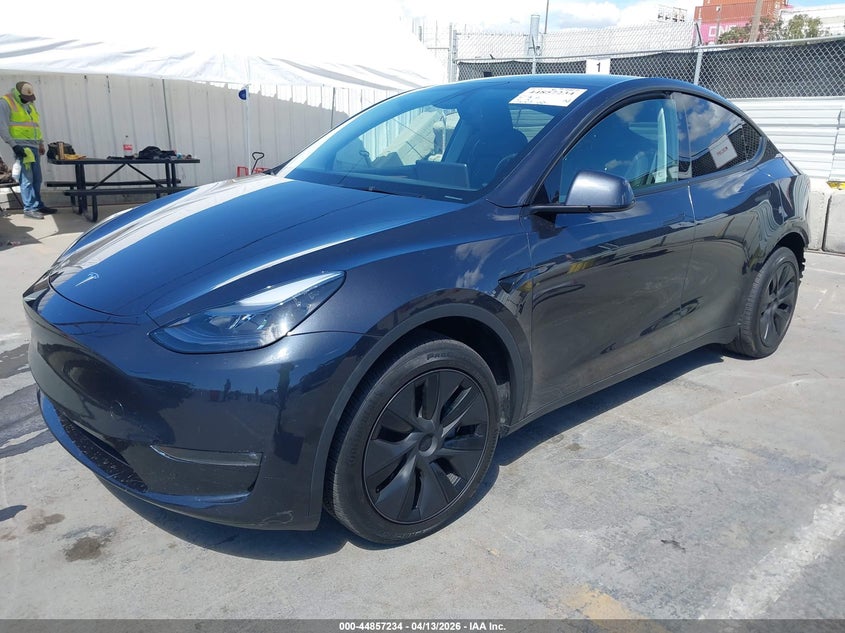 2025 Tesla Model Y Long Range Dual Motor All-Wheel Drive