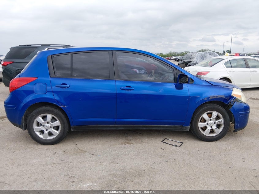2009 Nissan Versa 1.8S VIN: 3N1BC13E29L402229 Lot: 44857243
