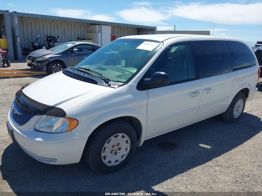 2002 Chrysler Town & Country Lx