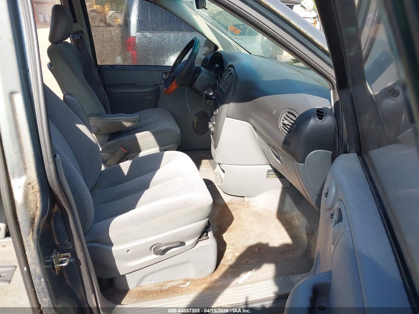 2005 Dodge Caravan Se