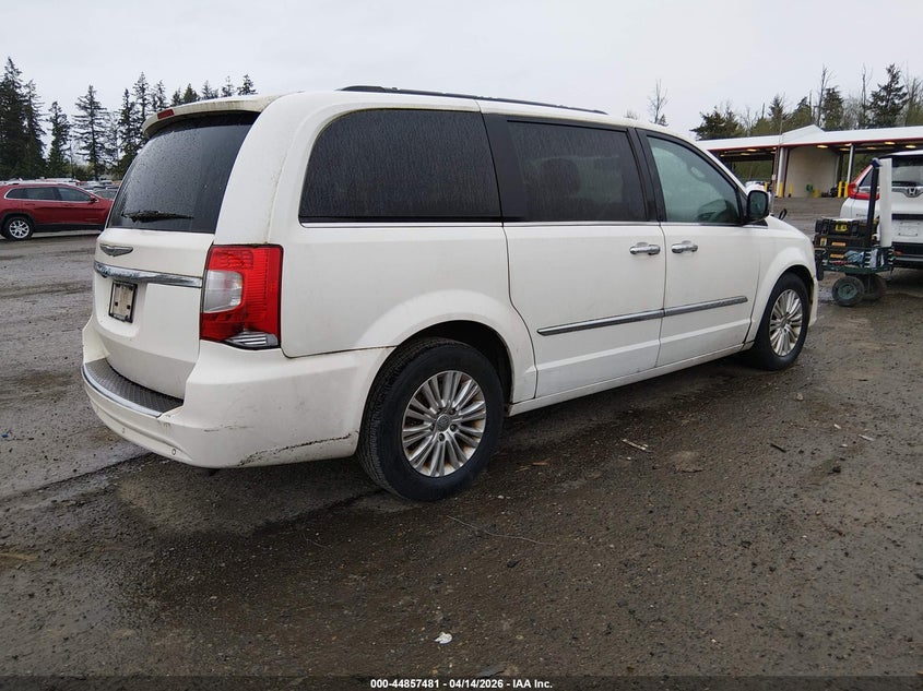 2012 Chrysler Town & Country Touring-L
