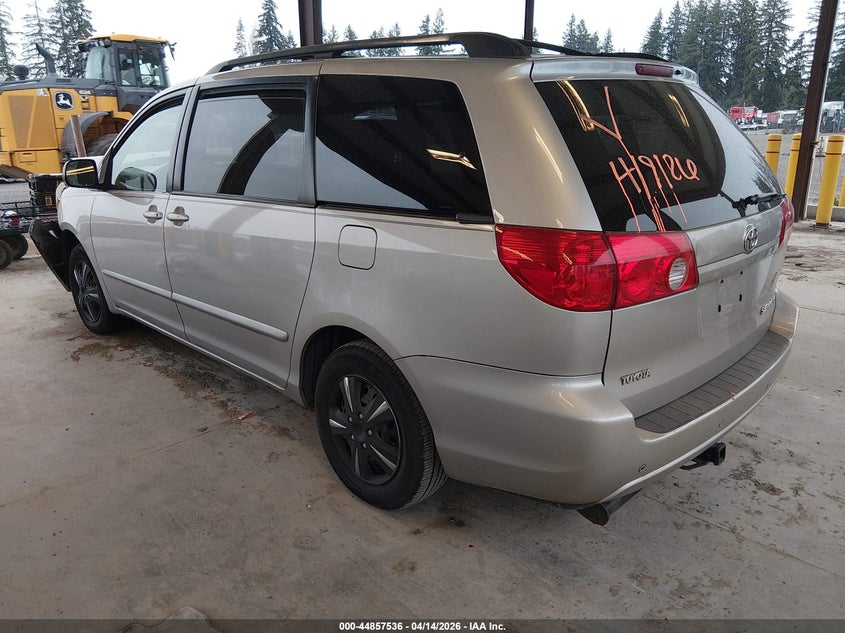 2006 Toyota Sienna Le