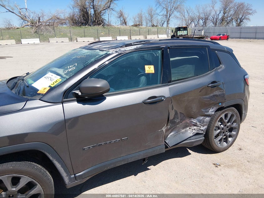 2021 Jeep Compass 2.4 80Th Anniversary Fwd grey Lot 111044857541 Vin 3C4NJCEB8MT532748