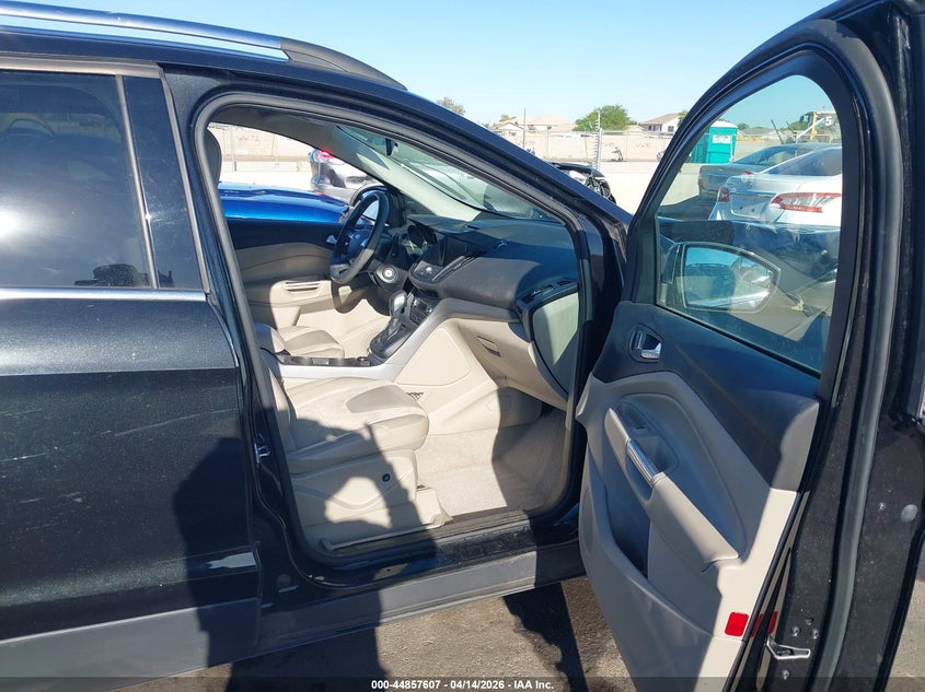 2015 Ford Escape 2.0 Se black Lot 111044857607 Vin 1FMCU9G94FUA62086