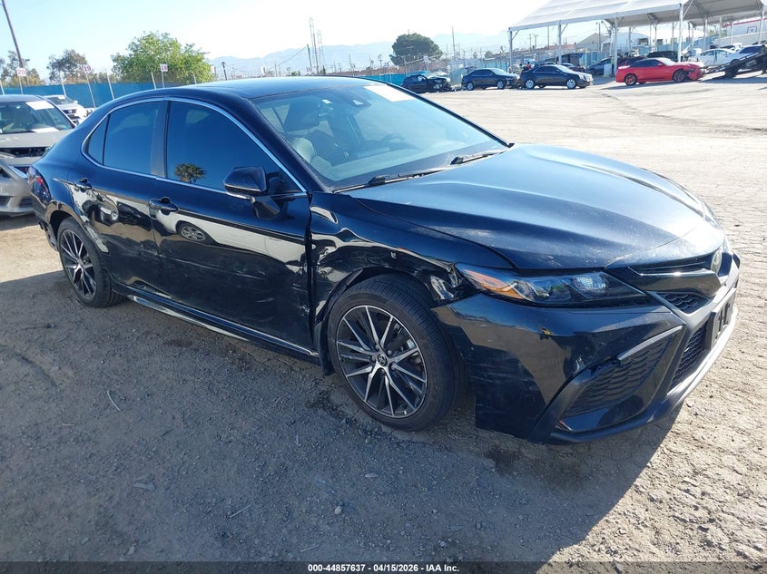 VIN 4T1T11AK3NU634883 2022 TOYOTA CAMRY SE
